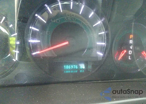 2011 Ford Fusion Se z USA, uszkodzony, nr VIN 3FAHP0HAXBR261771